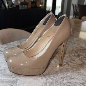 👠 Chinese Laundry Nude Platform Heels Sz 7.5
